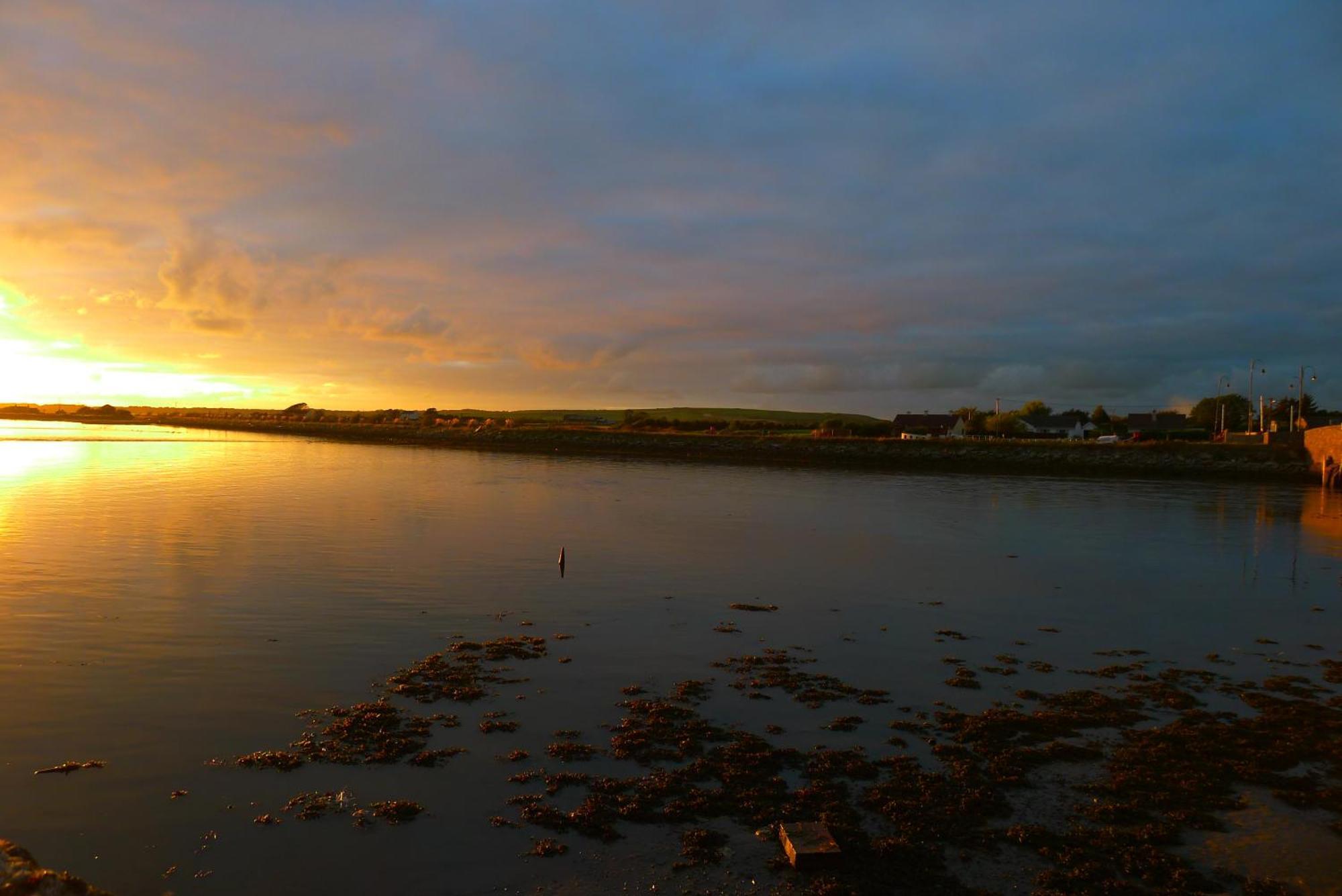 Keanes Of Curraheen, Bar, Restaurant & Accommodation Tralee Zewnętrze zdjęcie